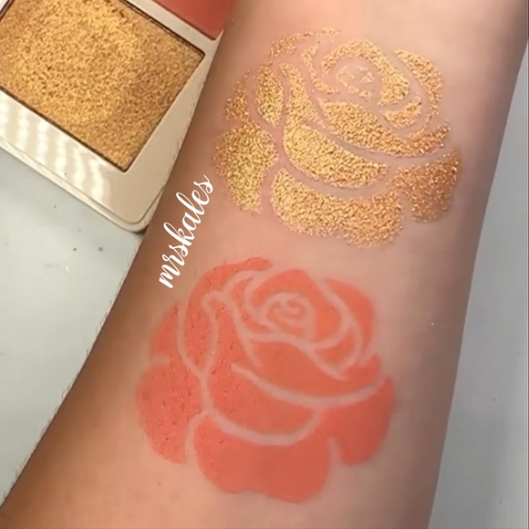 Kris Blush & Highlighter Cheek Duo - Picture 10 of 16